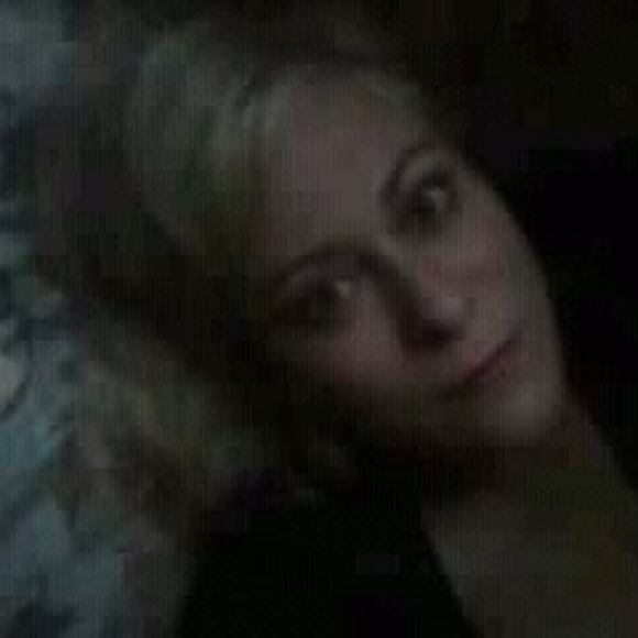 Meet your Posher, Denise - Picture 1 of 1